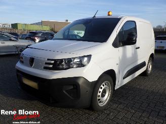 krockskadad bil bedrijf Peugeot Partner 1.5 BlueHDi 100 S&S L1 2024/7