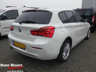 skadebil auto BMW 1-serie 118i Sport Automaat 5drs 136pk 2016/11