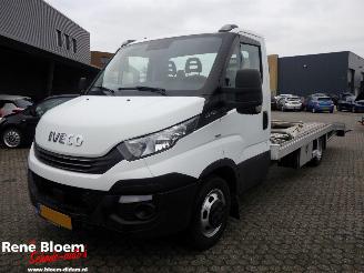 krockskadad bil bedrijf Iveco Daily 40C18 Oprijwagen Aut 180pk 2019/6