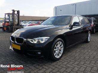 skadebil auto BMW 3-serie 318i 136pk Aut 2018/11