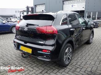damaged passenger cars Kia e-Niro Dynamic PlusLine 64kWh 2021/10