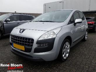 Schadeauto Peugeot 3008 1.6 VTi Blue Lease 2012/5