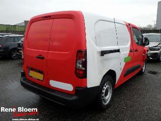 uszkodzony samochody ciężarowe Peugeot e-Partner 136 L2 50kWh 2025/11