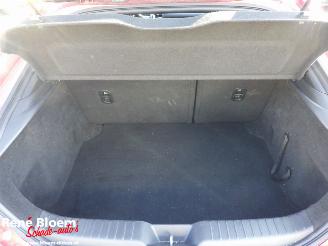 Mazda 3 2.0 e-SkyActive-G M Hybrid  Luxury 122 picture 14