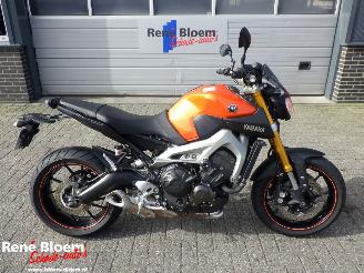 krockskadad bil motor Yamaha MT-09  2014/7