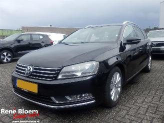 Damaged car Volkswagen Passat 2.0 TDI Highline Bluemotion 140pk 2014/2