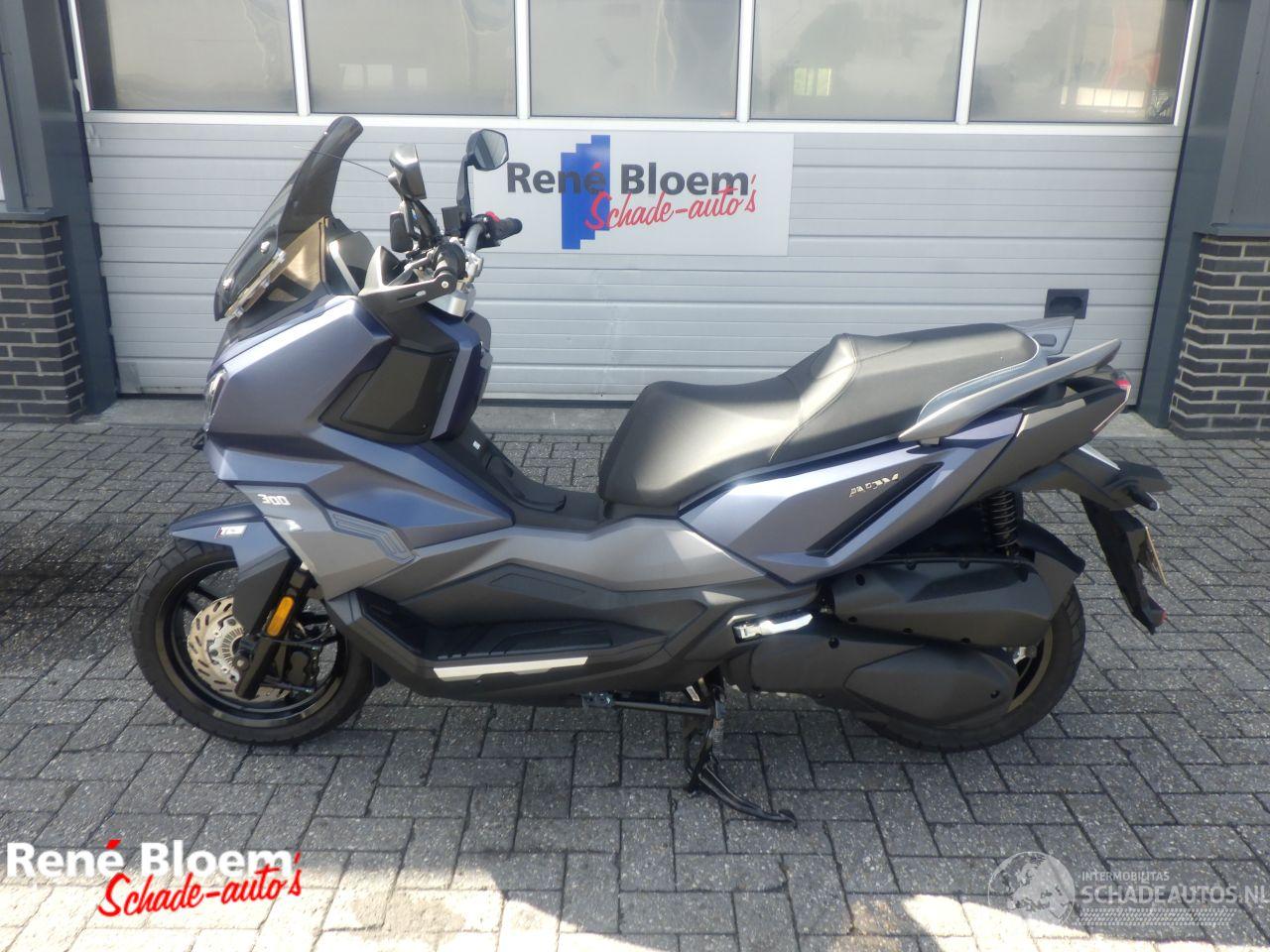 Sym  ADX 300