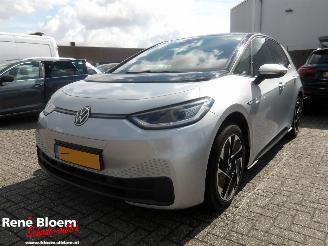 Vaurioauto  passenger cars Volkswagen ID.3 Pro 58 kwh 2021/11