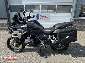 damaged motor cycles BMW R 1250 GS Triple Black 2021/6