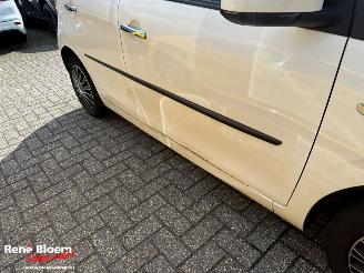Peugeot 108 1.0 e-VTi 5drs Airco picture 8
