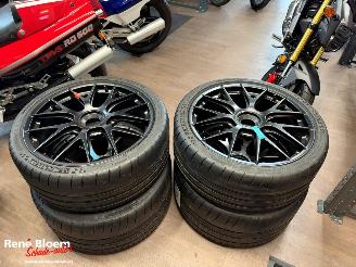 Coche accidentado Porsche  GT4 RS nieuwe Machnesium Velgen 2026/10