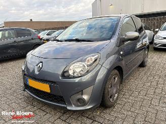 Coche accidentado Renault Twingo 1.2-16V Collection Airco 2011/1