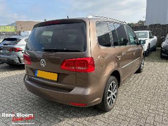 Voiture accidenté Volkswagen Touran 1.4 TSI Highline 7pers 2011/1