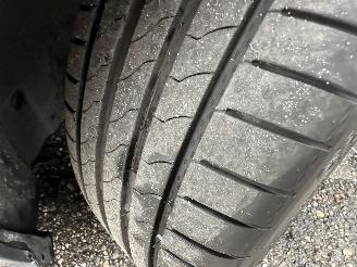 Audi A3 Gereserveerd sportback 1.5 TFSI 150pk aut + f1 S-Line Ed - pano - virtual - cam - carbon - leer - gele gordels - s3 picture 127