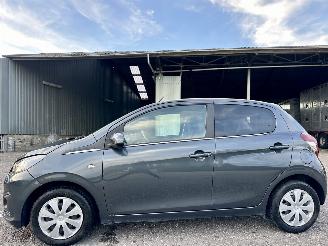 Damaged car Peugeot 108 1.0 e-VTi Active 2021/1