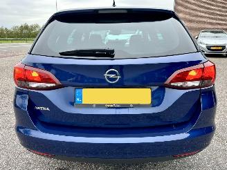Opel Astra Gereserveerd sports tourer bus elegance 1.2T 131pk 6-bak - nap - navi - cam - bose - stoelverw v+a - stuurverw - keyless - front + line assist picture 6