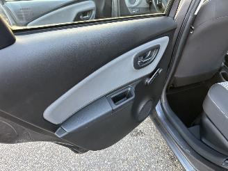 Toyota Yaris Gereserveerd 1.5 Hybrid 89pk automaat Aspiration 5drs - 52dkm nap - navi - camera - clima - cruise - facelift - rijdbaar picture 47