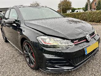 Volkswagen Golf 2.0 TSI GTI 245pk aut + f1 Perf. 5drs - pano - cam - virtual - keyless - acc - front assist - carplay - sfeerverlichting picture 4