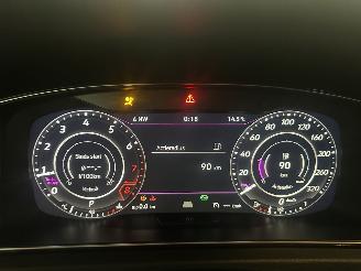 Volkswagen Golf 2.0 TSI GTI 245pk aut + f1 Perf. 5drs - pano - cam - virtual - keyless - acc - front assist - carplay - sfeerverlichting picture 25