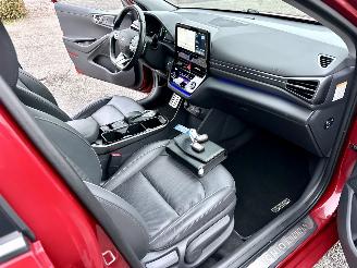 Hyundai Ioniq EV 38kWh aut + f1 Premium - nap - navi - cam - keyless - stoelkoeling - stuurverw - stoelverw v+a - actieradius 311km picture 22