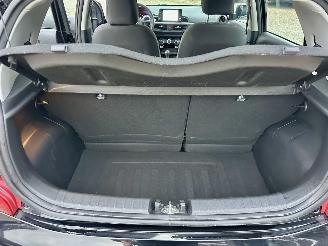 Kia Picanto 1.0 CVVT 67pk ComfortPlusLine Navigator - nap - camera - navi - airco - lmv - 4x elektr ram - aux + usb picture 26