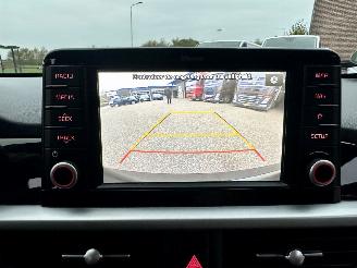 Kia Picanto 1.0 CVVT 67pk ComfortPlusLine Navigator - nap - camera - navi - airco - lmv - 4x elektr ram - aux + usb picture 17
