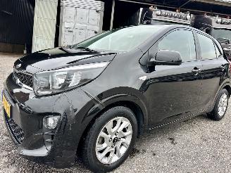 Kia Picanto 1.0 CVVT 67pk ComfortPlusLine Navigator - nap - camera - navi - airco - lmv - 4x elektr ram - aux + usb picture 2