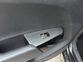 Kia Picanto 1.0 CVVT 67pk ComfortPlusLine Navigator - nap - camera - navi - airco - lmv - 4x elektr ram - aux + usb picture 47