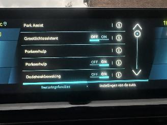 Peugeot 3008 1.6 HYbrid Plug-in 225 Allure 8-traps aut - nap - 1e eig - camera v+a - navi - sfeerverl - keyless - elektr klep picture 29
