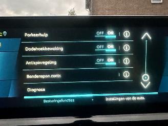 Peugeot 3008 1.6 HYbrid Plug-in 225 Allure 8-traps aut - nap - 1e eig - camera v+a - navi - sfeerverl - keyless - elektr klep picture 28
