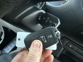 Peugeot Expert 231L 2.0 BlueHDI 120 Prem Pack extra lang - 3pers - nap - navi - pdc v+a - airco - cruise - trekh picture 18