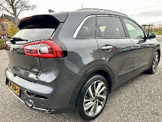 Kia Niro 1.6 Hybrid 119pk Aut Design Ed - nap - schuifdak - navi - cam - line assist - stuurverw - stoelverw picture 5