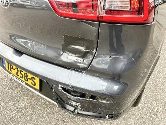 Kia Niro 1.6 Hybrid 119pk Aut Design Ed - nap - schuifdak - navi - cam - line assist - stuurverw - stoelverw picture 70