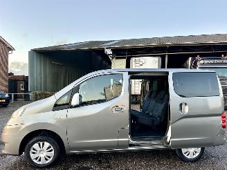 krockskadad bil auto Nissan Evalia NV200 1.5 dCi 110pk 6-bak Acenta 7-persoons - nap - 1e eig - keyless entry + start - airco - cruise - privacy glass 2011/12