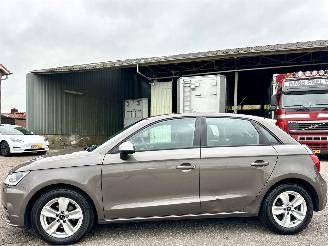 škoda osobní automobily Audi A1 Sportback 1.0 TFSI 95pk Prol Pl 5drs - 68dkm - navi - pdc - stoelverw - bearlock - clima - cruise 2015/11