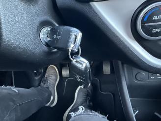 Kia Picanto 1.0 CVVT 69pk First Ed 5drs - 40dkm nap - 1e eig - clima - cruise - lmv - 4x elektr ram - aux - usb - led picture 39