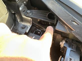 Kia Picanto 1.0 CVVT 69pk First Ed 5drs - 40dkm nap - 1e eig - clima - cruise - lmv - 4x elektr ram - aux - usb - led picture 74