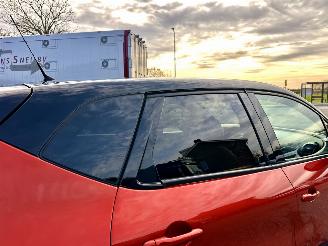 Renault Captur 1.2 TCe Turbo Xmod 120pk 6-traps aut - 84dkm nap - navi - cam - leer - stoelverw - keyless - pdc v+a picture 98