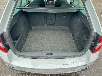 Skoda Octavia 1.0 TSI 116pk 6-bak Greentech Bus Edition Plus - xenon - virtual - camera - pdc - carplay - clima - cruise picture 14