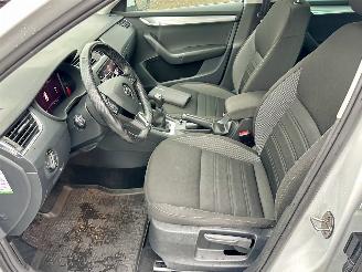 Skoda Octavia 1.0 TSI 116pk 6-bak Greentech Bus Edition Plus - xenon - virtual - camera - pdc - carplay - clima - cruise picture 22