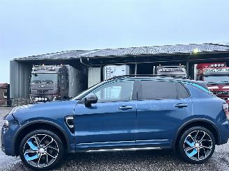 Vaurioauto  passenger cars Lynk & Co 01 1.5 Plug-In Hybrid 7-Traps aut - pano - navi - 360cam - stoelverw - 20inch - Infinity - pdc v+a 2022/8