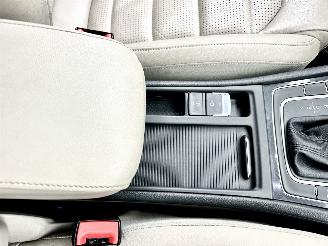 Volkswagen e-Golf 7.5 aut Highl - nap - virtual - keyless - leer - stoelverw - sfeerverl - cam - front + line + side assist picture 45