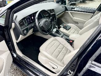 Volkswagen e-Golf 7.5 aut Highl - nap - virtual - keyless - leer - stoelverw - sfeerverl - cam - front + line + side assist picture 19