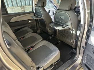 Citroën C4 Spacetourer 1.2T 131pk aut + f1 Bus 7-pers - nap - navi - virtual - line assist - keyless entry + start - pdc picture 34