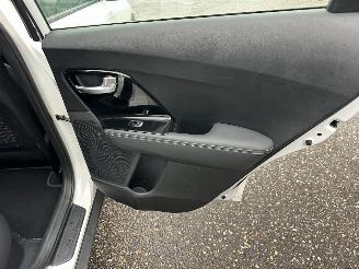 Kia Niro 1.6 GDi Hybrid ExecutiveLine - 77dkm nap - navi - camera - trekh - pdc - half leer - line assist picture 56