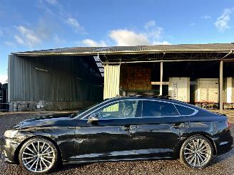 krockskadad bil auto Audi A5 Sportback 2.0 TDI 190pk 7-traps aut Design - pano - nap - 2017/10