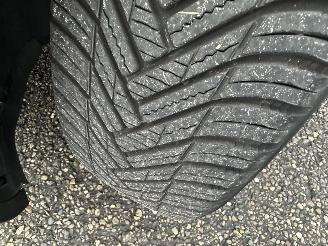 Volkswagen T-Roc 1.5 TSI 150pk 7-Traps aut Life - 7dkm nap - navi - cam - virtual - front + line + park assist - keyless picture 58