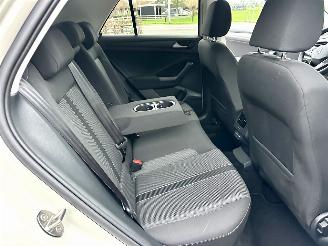 Volkswagen T-Roc 1.5 TSI 150pk 7-Traps aut Life - 7dkm nap - navi - cam - virtual - front + line + park assist - keyless picture 24