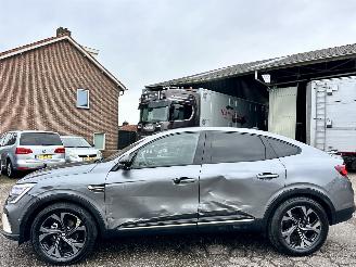 Schadeauto Renault Arkana 1.6 hybrid 145pk aut E-Tech - 68dkm nap - 1e eig - virtual - leer - stuurverw - front + line + side + park assist 2023/7