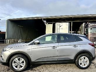 krockskadad bil auto Opel Grandland X 1.2 Turbo Online Edition 2018/9